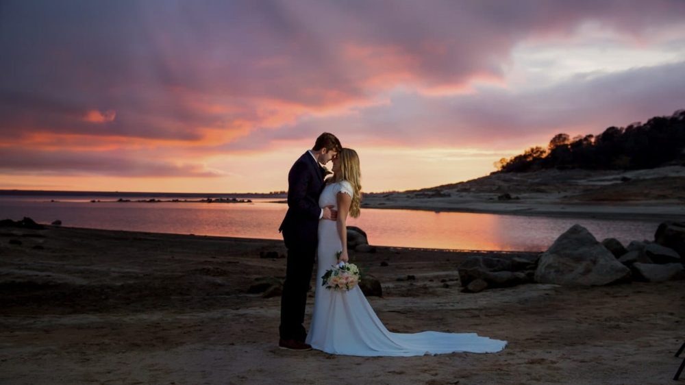 beautiful-sunset-folsom-lake-wedding