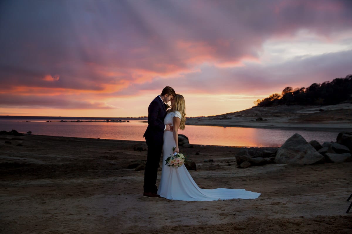 beautiful-sunset-folsom-lake-wedding